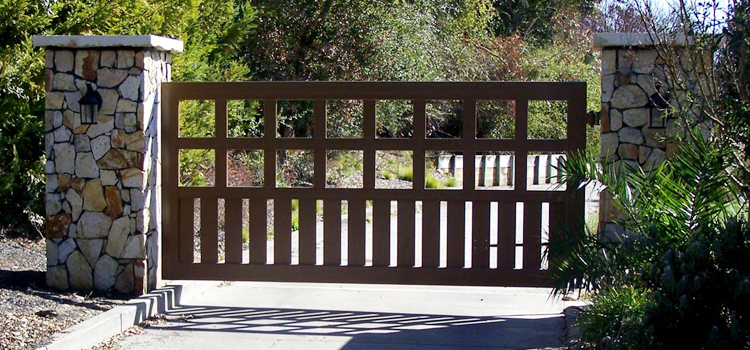 best gate repair in Vernon